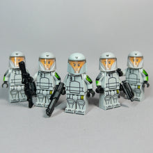 Load image into Gallery viewer, JONAK Toys UV Printed Figure- Domino Squad
